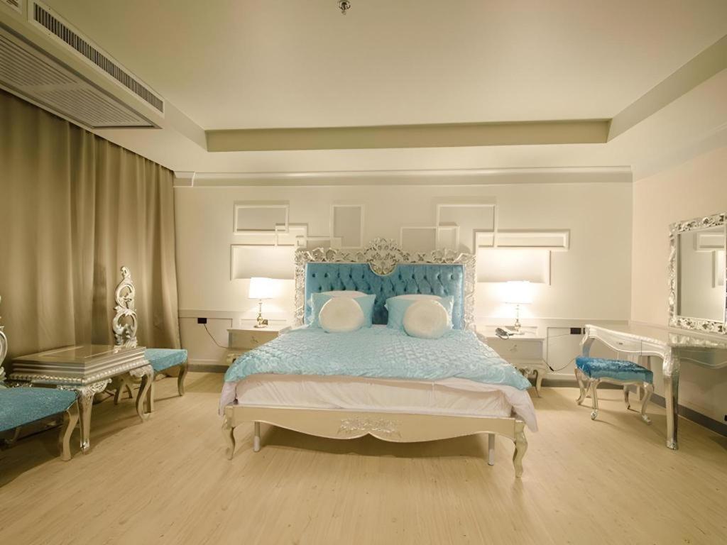 Alvarez Hotel Buriram Exteriér fotografie