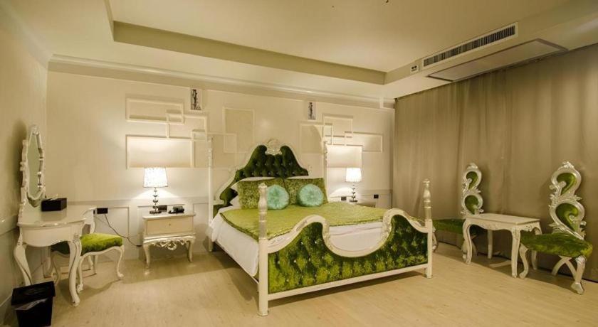 Alvarez Hotel Buriram Exteriér fotografie