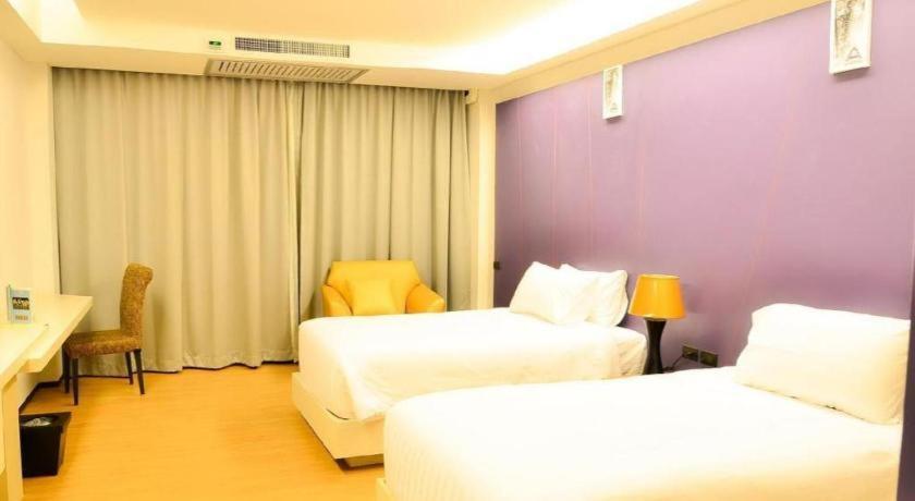 Alvarez Hotel Buriram Exteriér fotografie